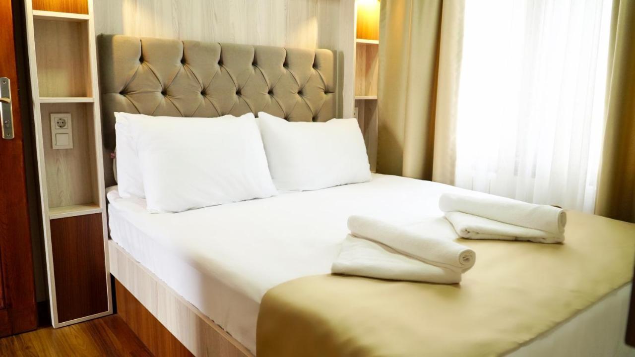 Qonaq Hotel & Suites Provincia di Provincia di Istanbul Esterno foto