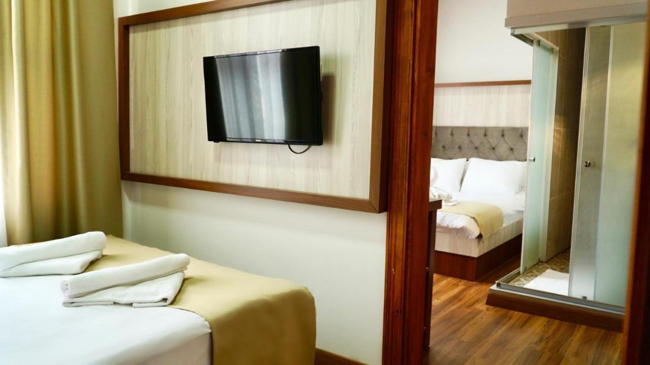 Qonaq Hotel & Suites Provincia di Provincia di Istanbul Esterno foto
