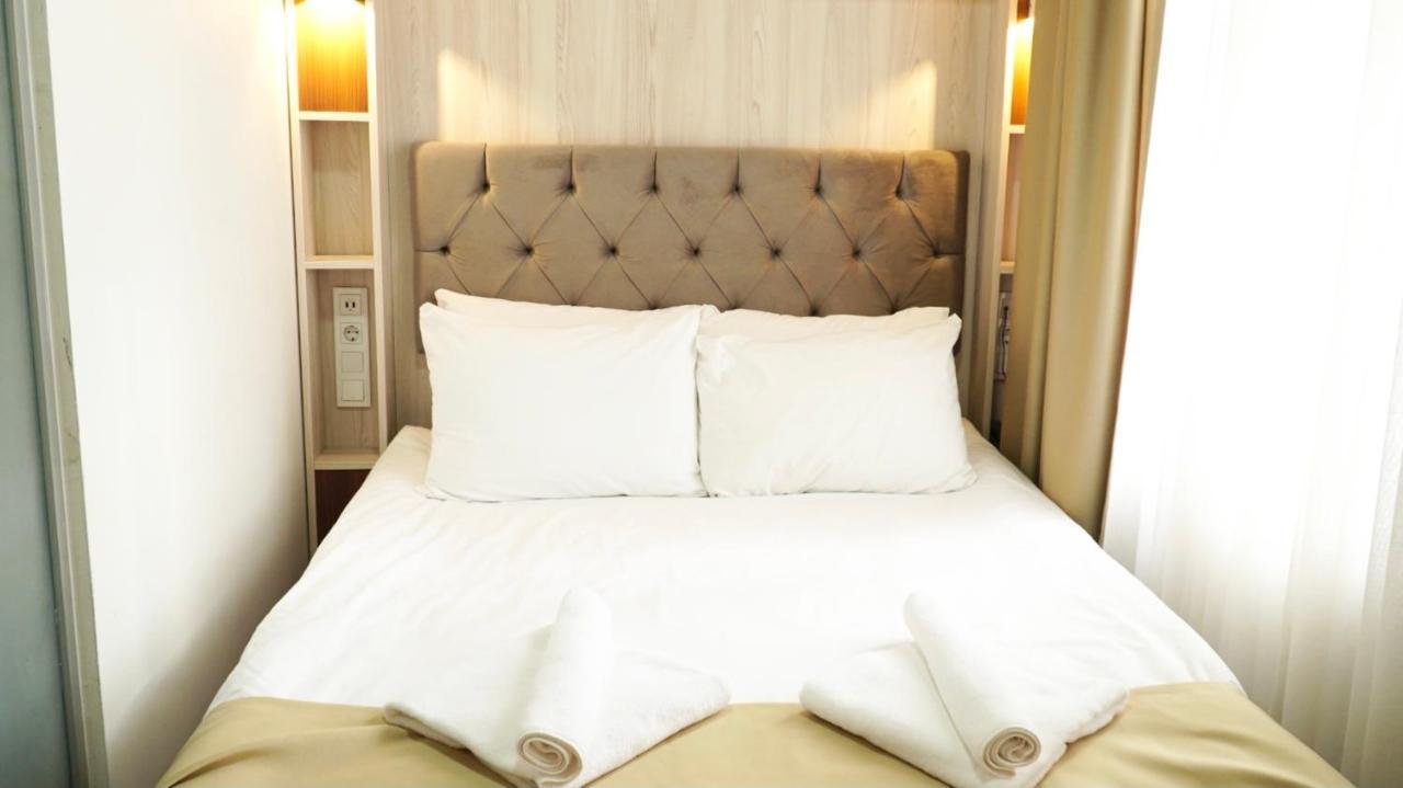 Qonaq Hotel & Suites Provincia di Provincia di Istanbul Esterno foto