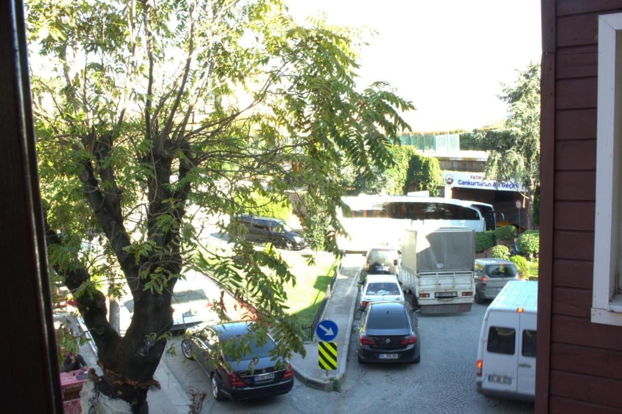 Qonaq Hotel & Suites Provincia di Provincia di Istanbul Esterno foto